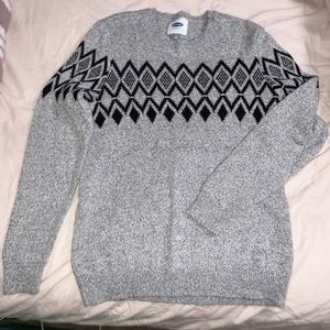 Men’s pullover sweater